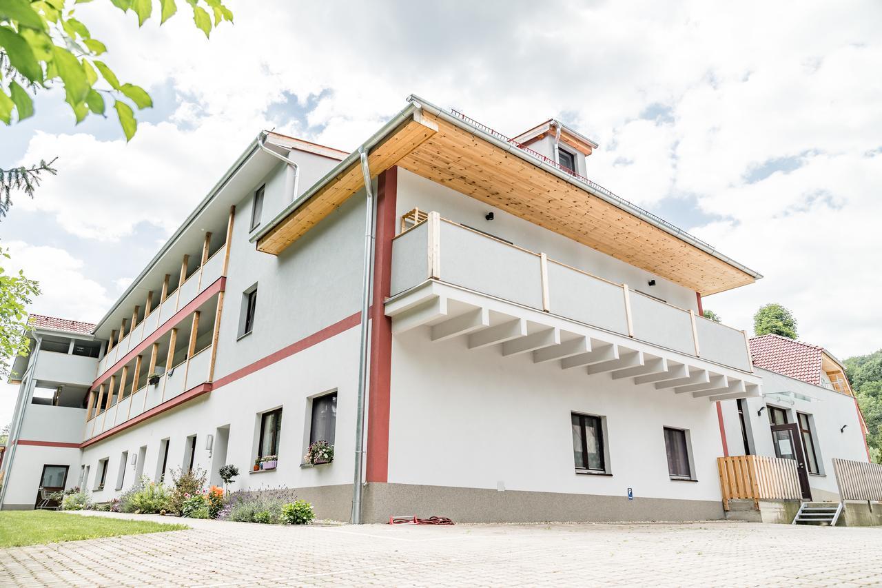 Ferienwohnung Smart Liv'in Laabnerhof Laaben Exterior foto